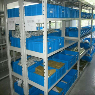 Prateleiras industriais personalizadas de aço para armazenamento leve